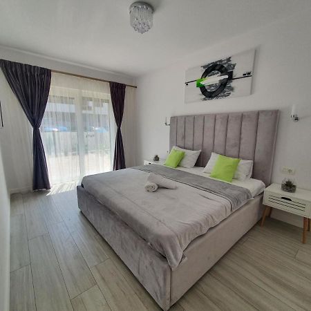Ale House Apartment Oradea Exterior photo