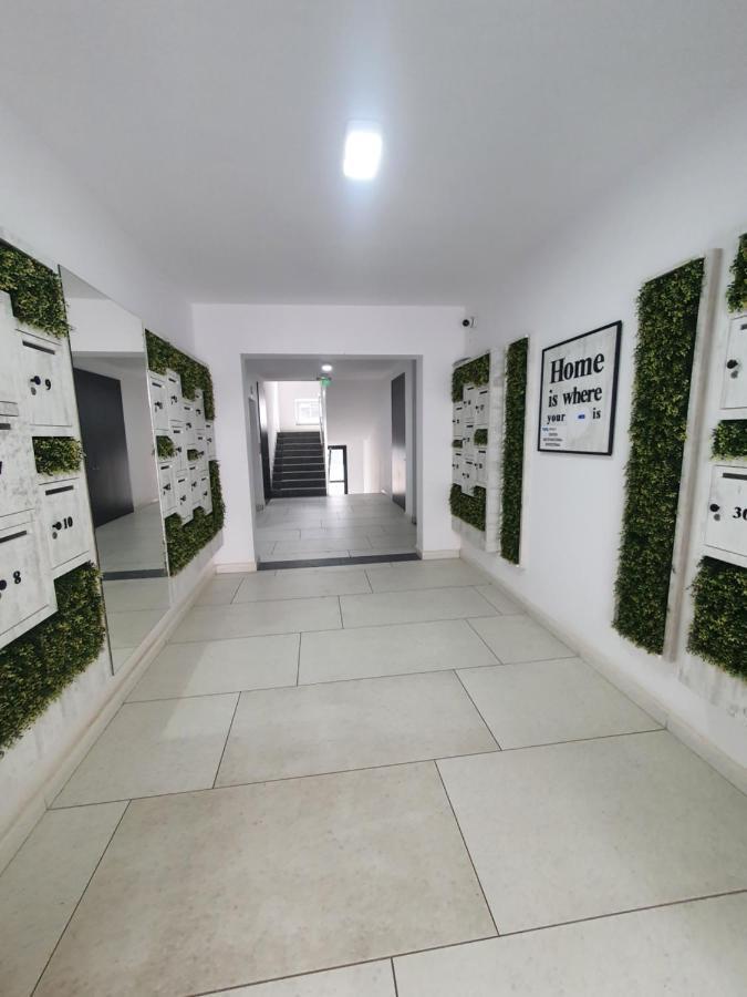 Ale House Apartment Oradea Exterior photo